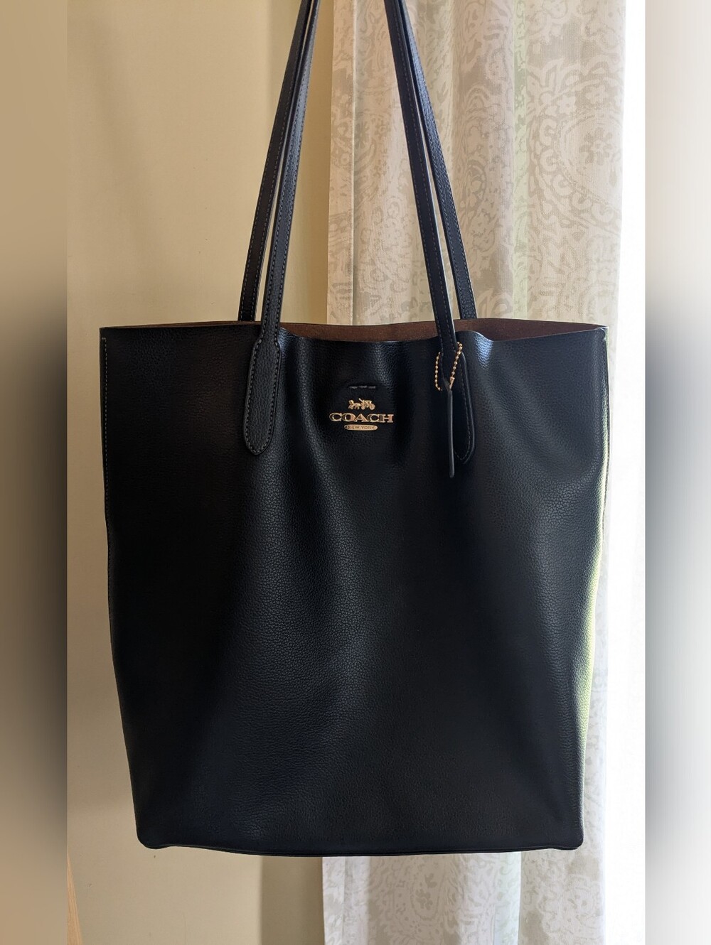 Coach Black Leather Tote 🖤